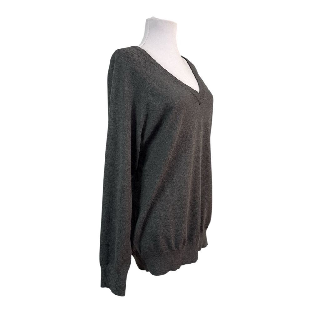 Torrid NEW W/O tags Women's Pullover Sweater Gray V-Neck Soft - Picture 2 of 8